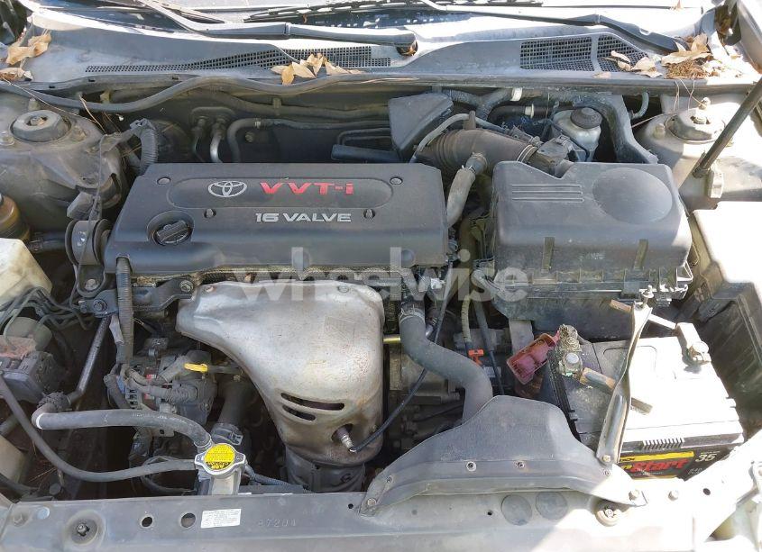 Photo 10 of 2005 Toyota Camry STD (VIN 4T1BE32K65U538028)