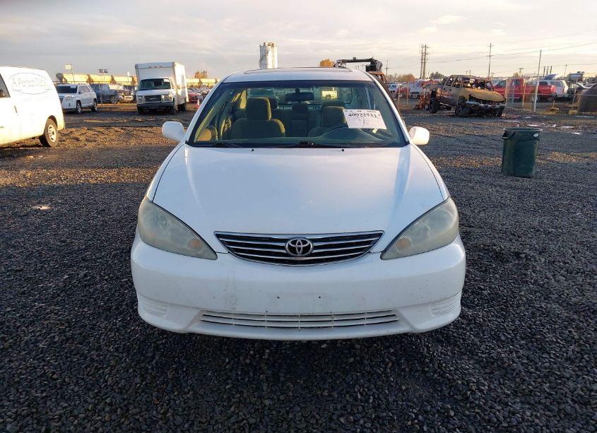 Photo 12 of 2005 Toyota Camry LE (VIN 4T1BE32K65U543441)