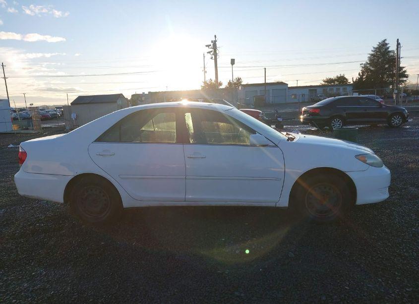 Photo 13 of 2005 Toyota Camry LE (VIN 4T1BE32K65U543441)