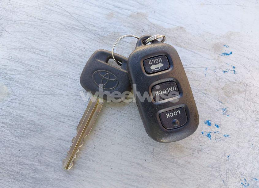 Photo 11 of 2005 Toyota Camry LE (VIN 4T1BE32K65U546159)