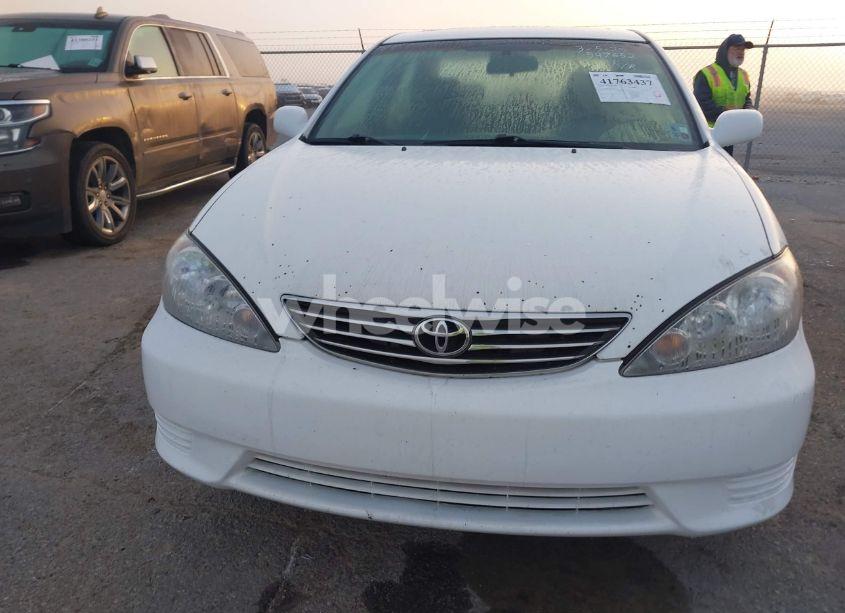 Photo 12 of 2005 Toyota Camry LE (VIN 4T1BE32K65U547652)