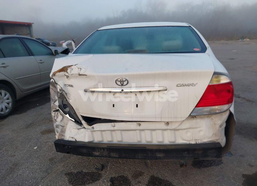 Photo 16 of 2005 Toyota Camry LE (VIN 4T1BE32K65U547652)