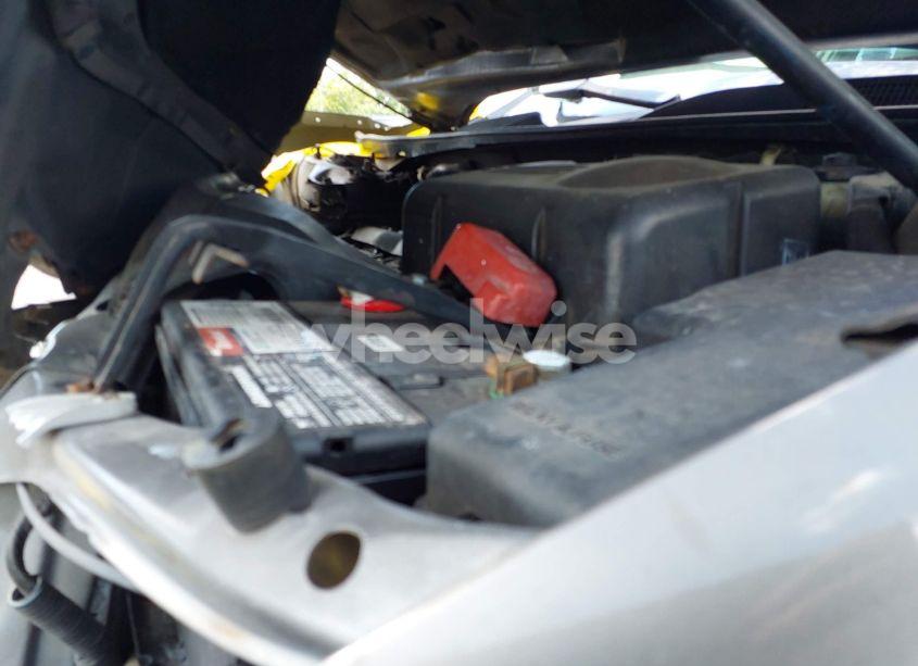 Photo 10 of 2005 Toyota Camry LE (VIN 4T1BE32K65U564466)
