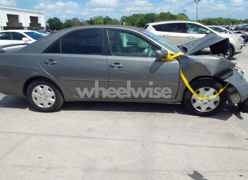 Photo 14 of 2005 Toyota Camry LE (VIN 4T1BE32K65U564466)