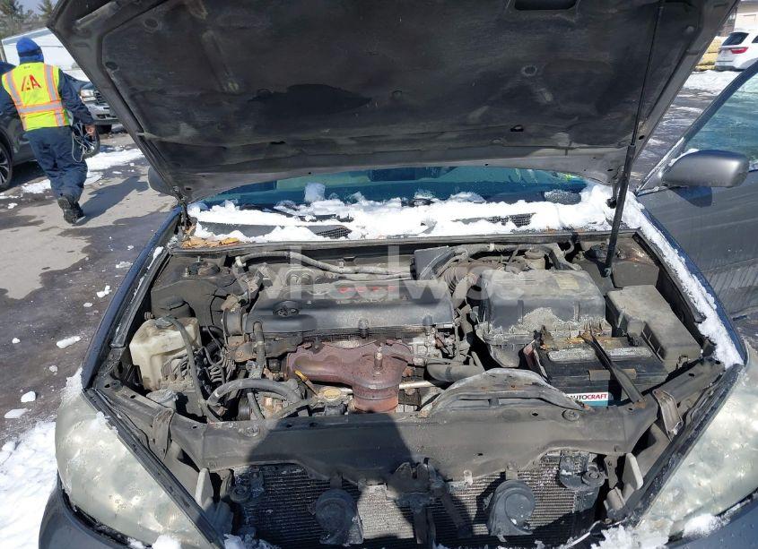 Photo 10 of 2005 Toyota Camry LE (VIN 4T1BE32K65U567593)