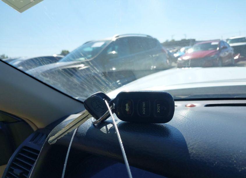 Photo 11 of 2005 Toyota Camry SE (VIN 4T1BE32K65U572499)