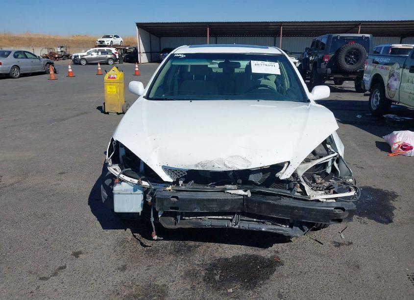 Photo 6 of 2005 Toyota Camry SE (VIN 4T1BE32K65U572499)