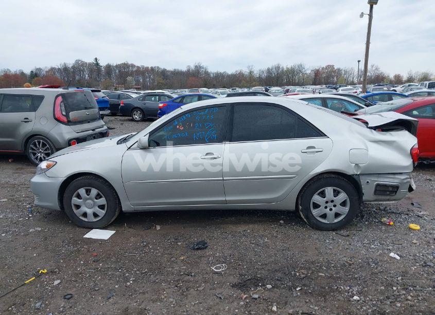 Photo 15 of 2005 Toyota Camry LE/SE/STD/XLE (VIN 4T1BE32K65U579288)
