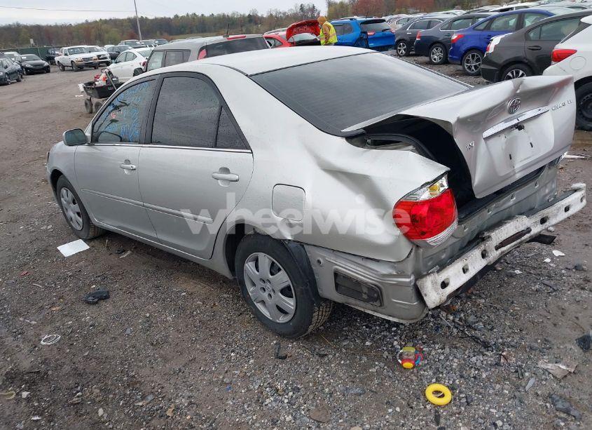 Photo 3 of 2005 Toyota Camry LE/SE/STD/XLE (VIN 4T1BE32K65U579288)