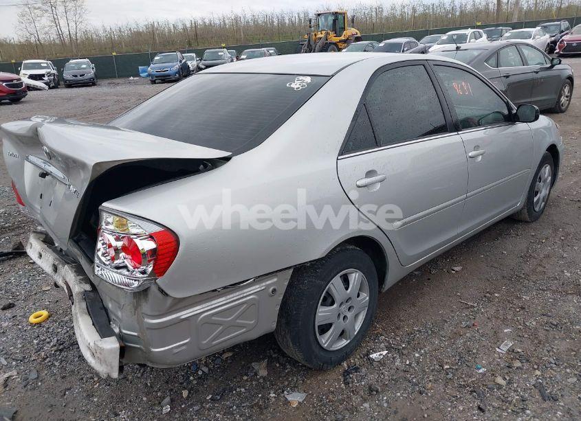 Photo 4 of 2005 Toyota Camry LE/SE/STD/XLE (VIN 4T1BE32K65U579288)
