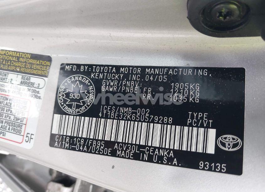 Photo 9 of 2005 Toyota Camry LE/SE/STD/XLE (VIN 4T1BE32K65U579288)