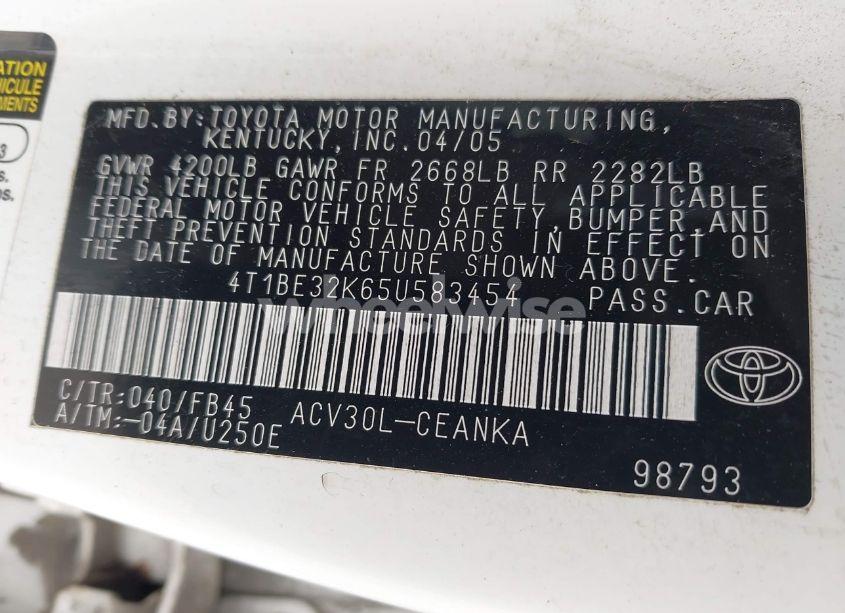 Photo 9 of 2005 Toyota Camry LE (VIN 4T1BE32K65U583454)