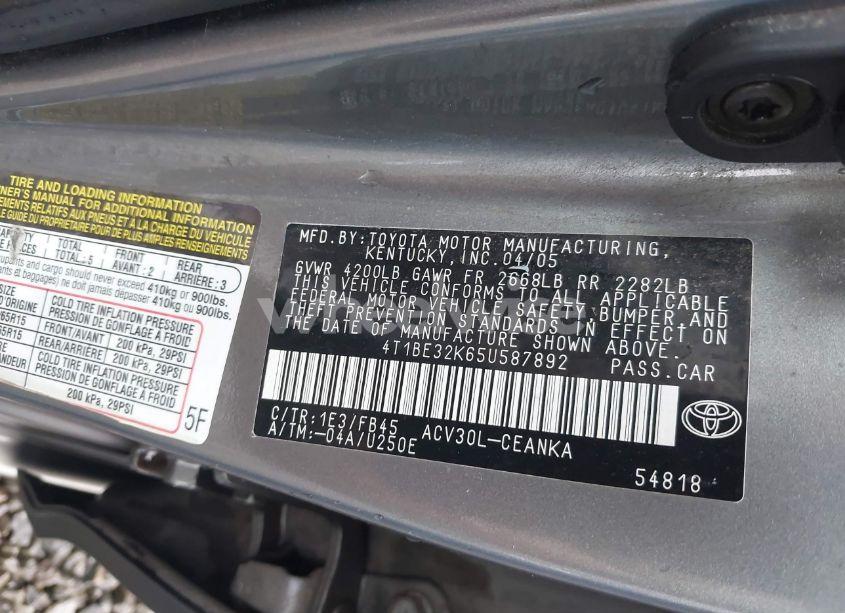 Photo 9 of 2005 Toyota Camry LE (VIN 4T1BE32K65U587892)