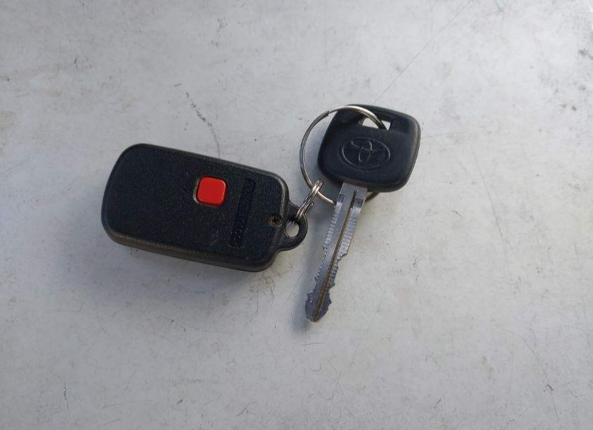 Photo 11 of 2005 Toyota Camry STD (VIN 4T1BE32K65U612354)