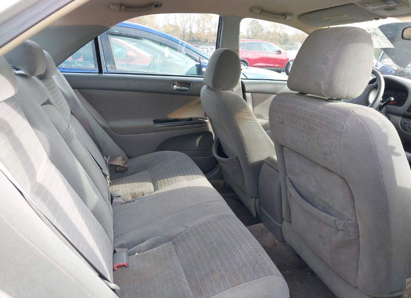 Photo 8 of 2005 Toyota Camry LE (VIN 4T1BE32K65U637805)