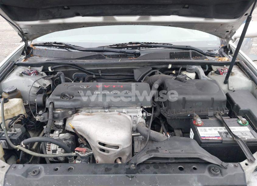 Photo 10 of 2005 Toyota Camry LE (VIN 4T1BE32K65U989539)