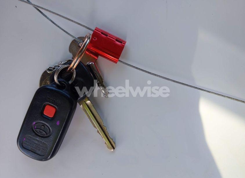 Photo 11 of 2005 Toyota Camry LE (VIN 4T1BE32K65U994854)