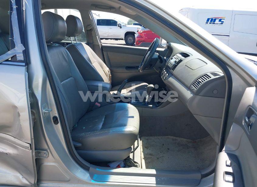 Photo 5 of 2006 Toyota Camry LE (VIN 4T1BE32K66U121154)