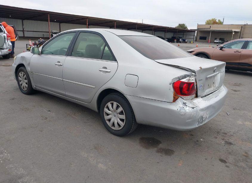 Photo 3 of 2006 Toyota Camry LE (VIN 4T1BE32K66U139895)