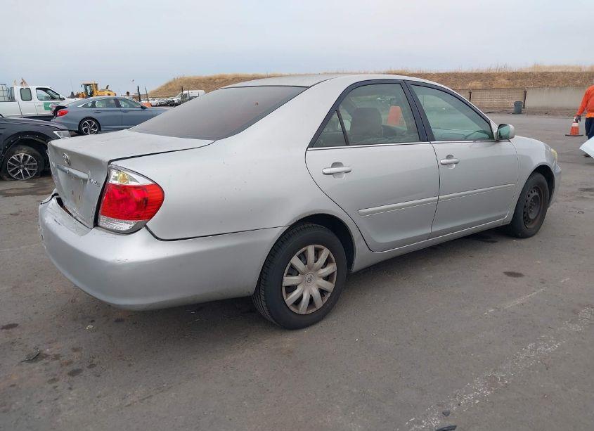 Photo 4 of 2006 Toyota Camry LE (VIN 4T1BE32K66U139895)