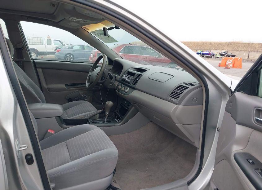 Photo 5 of 2006 Toyota Camry LE (VIN 4T1BE32K66U139895)