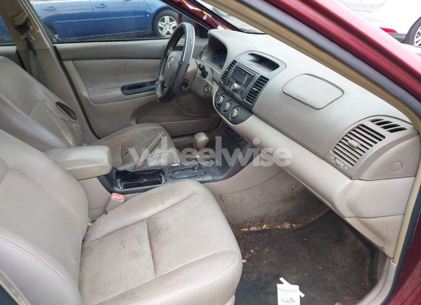 Photo 5 of 2006 Toyota Camry LE (VIN 4T1BE32K66U142716)