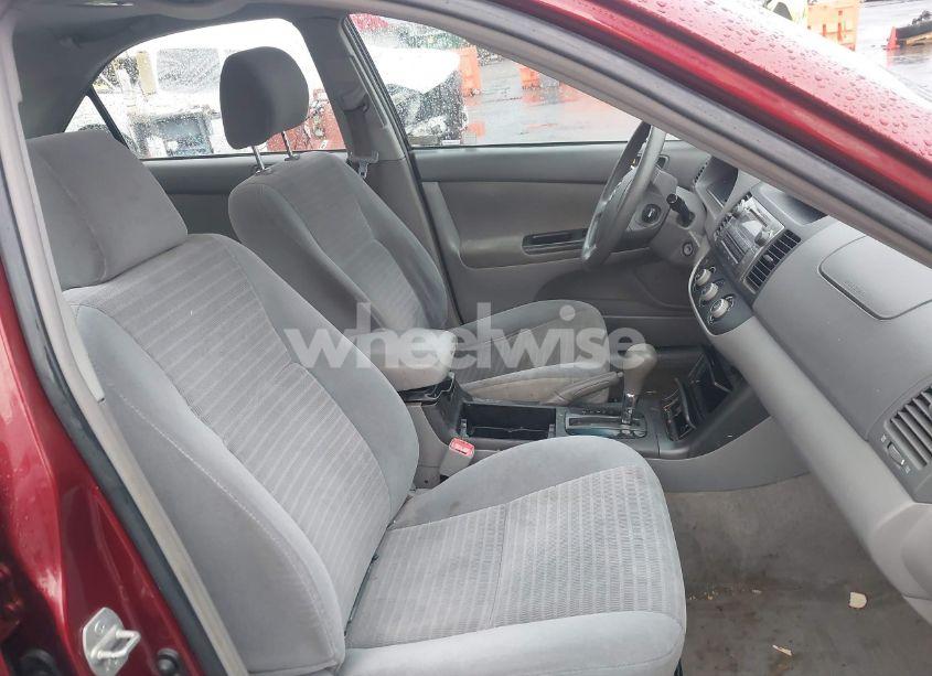 Photo 5 of 2006 Toyota Camry LE (VIN 4T1BE32K66U150301)