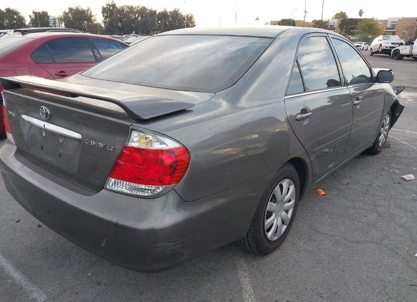 Photo 4 of 2006 Toyota Camry LE (VIN 4T1BE32K66U642908)