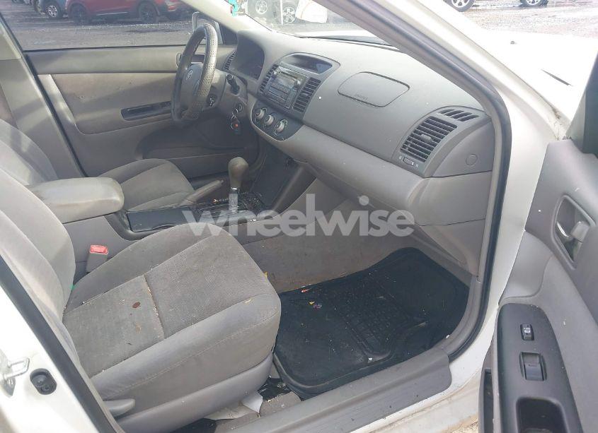 Photo 5 of 2006 Toyota Camry LE (VIN 4T1BE32K66U643945)