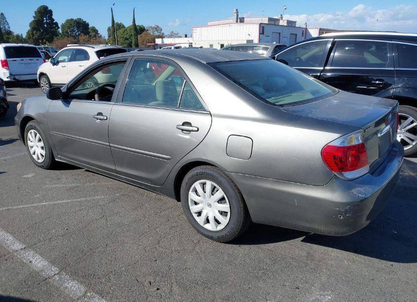 Photo 3 of 2006 Toyota Camry LE (VIN 4T1BE32K66U673852)