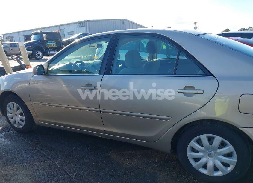 Photo 14 of 2006 Toyota Camry LE (VIN 4T1BE32K66U696838)