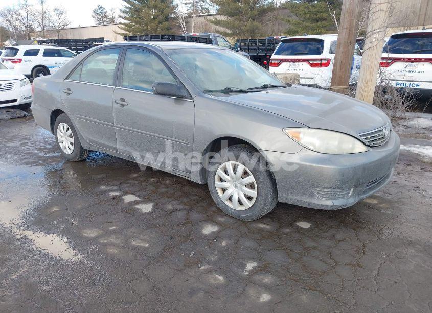 2006 Toyota Camry STD (VIN 4T1BE32K66U730437) main photo