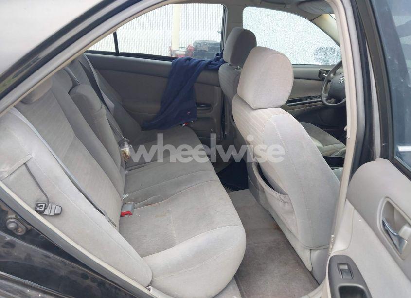 Photo 8 of 2006 Toyota Camry STD (VIN 4T1BE32K66U736271)