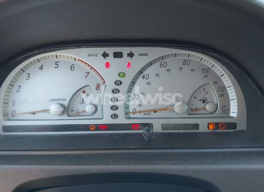 Photo 7 of 2002 Toyota Camry SE (VIN 4T1BE32K72U004323)