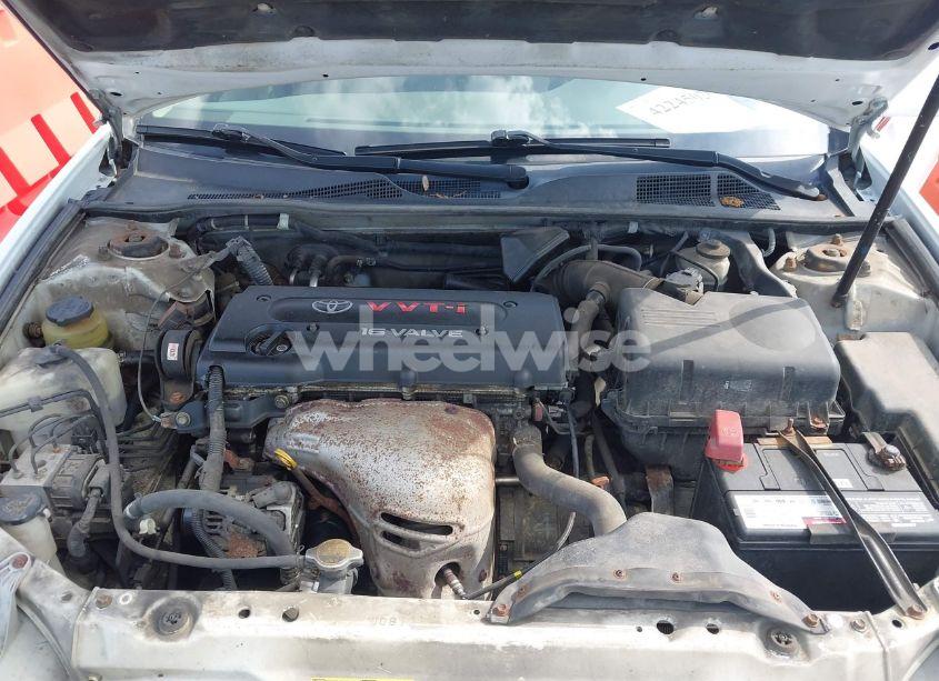 Photo 10 of 2002 Toyota Camry LE (VIN 4T1BE32K72U018464)