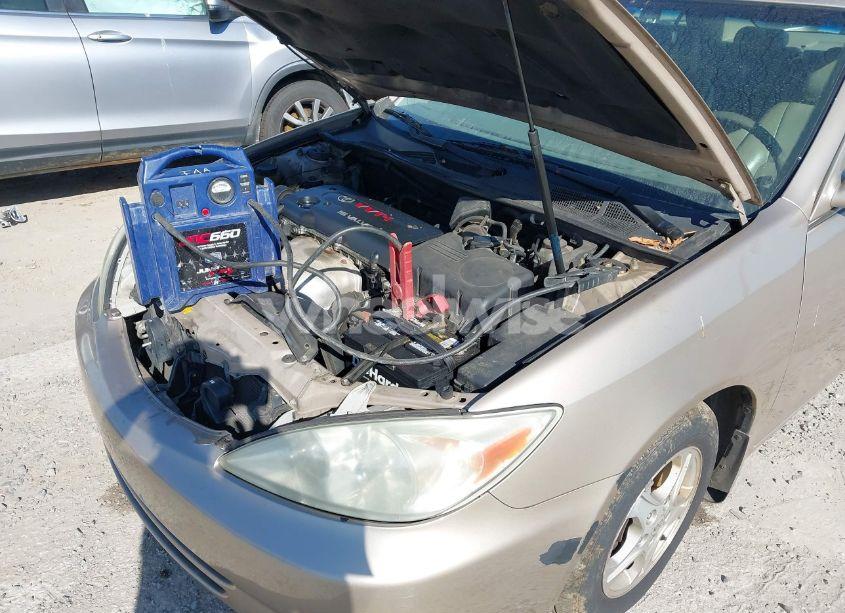Photo 6 of 2002 Toyota Camry LE (VIN 4T1BE32K72U046149)