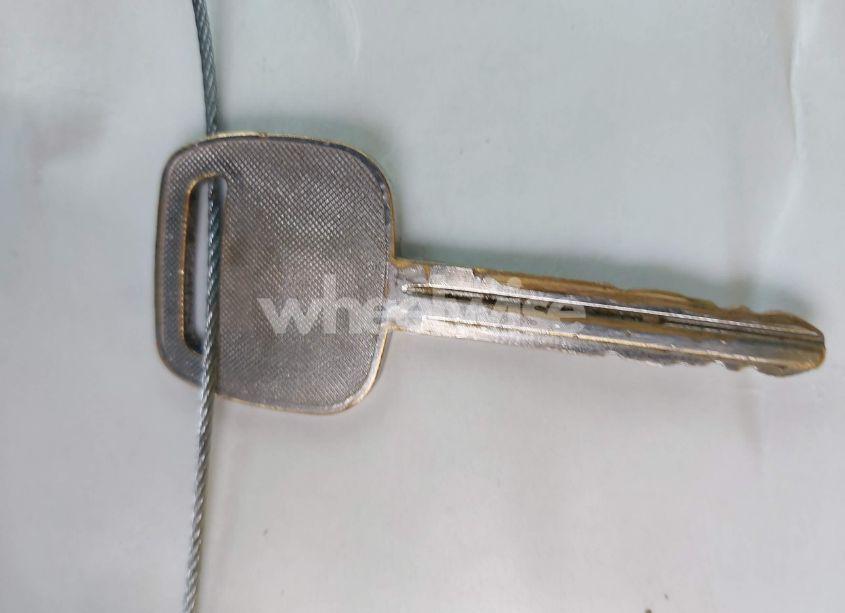 Photo 11 of 2002 Toyota Camry LE (VIN 4T1BE32K72U502618)