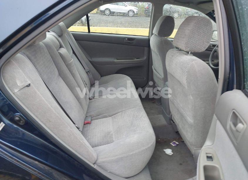 Photo 8 of 2002 Toyota Camry LE (VIN 4T1BE32K72U502618)