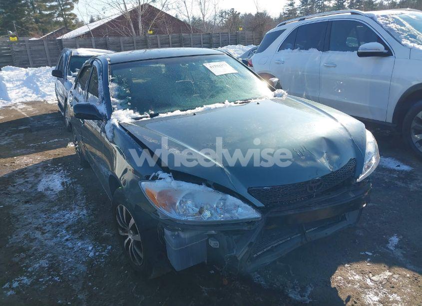 2002 Toyota Camry LE (VIN 4T1BE32K72U514879) main photo
