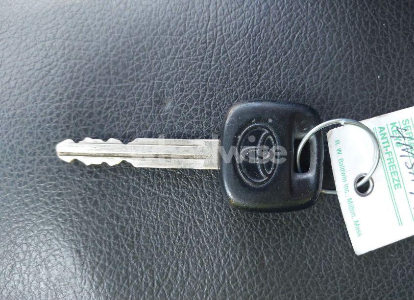 Photo 11 of 2002 Toyota Camry LE (VIN 4T1BE32K72U514879)