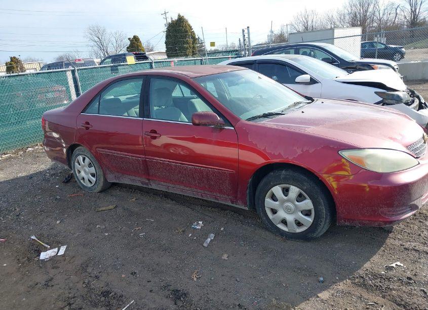 Photo 13 of 2002 Toyota Camry LE (VIN 4T1BE32K72U553620)