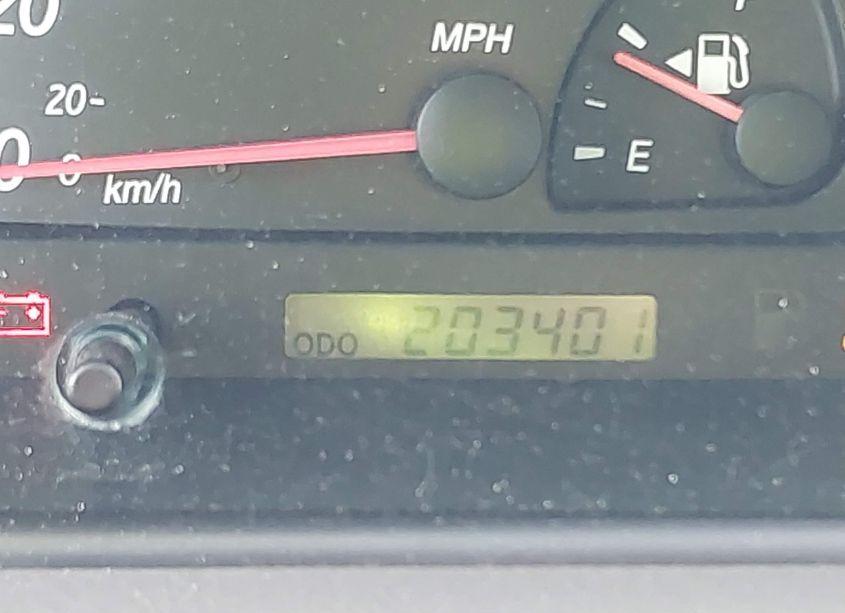 Photo 15 of 2002 Toyota Camry LE (VIN 4T1BE32K72U553620)