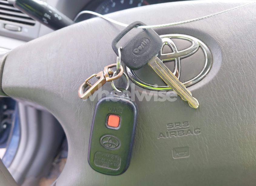 Photo 11 of 2002 Toyota Camry LE (VIN 4T1BE32K72U592398)