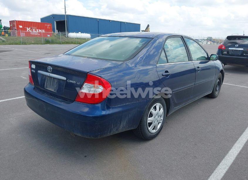 Photo 4 of 2002 Toyota Camry LE (VIN 4T1BE32K72U592398)