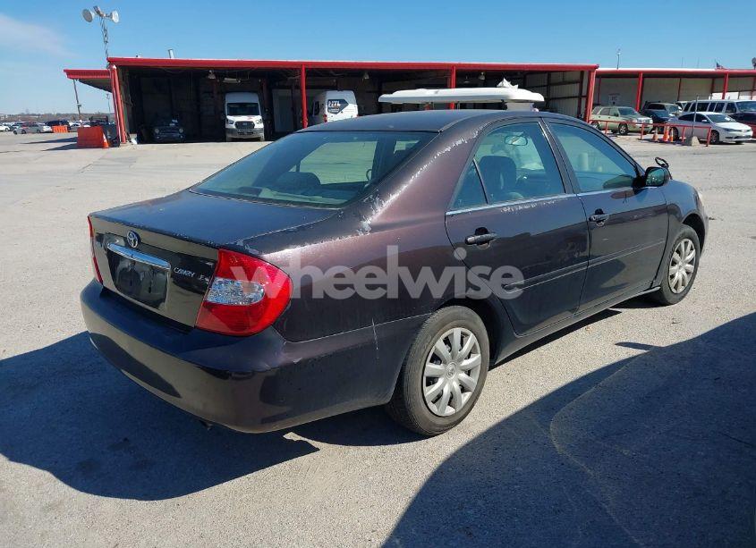 Photo 4 of 2002 Toyota Camry LE (VIN 4T1BE32K72U630826)