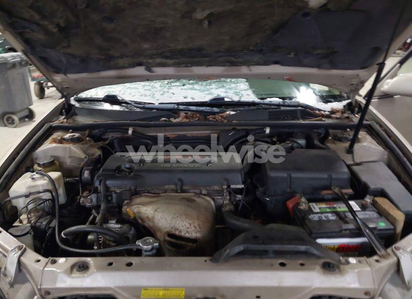 Photo 10 of 2003 Toyota Camry XLE (VIN 4T1BE32K73U136399)