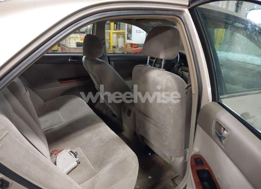 Photo 8 of 2003 Toyota Camry XLE (VIN 4T1BE32K73U136399)