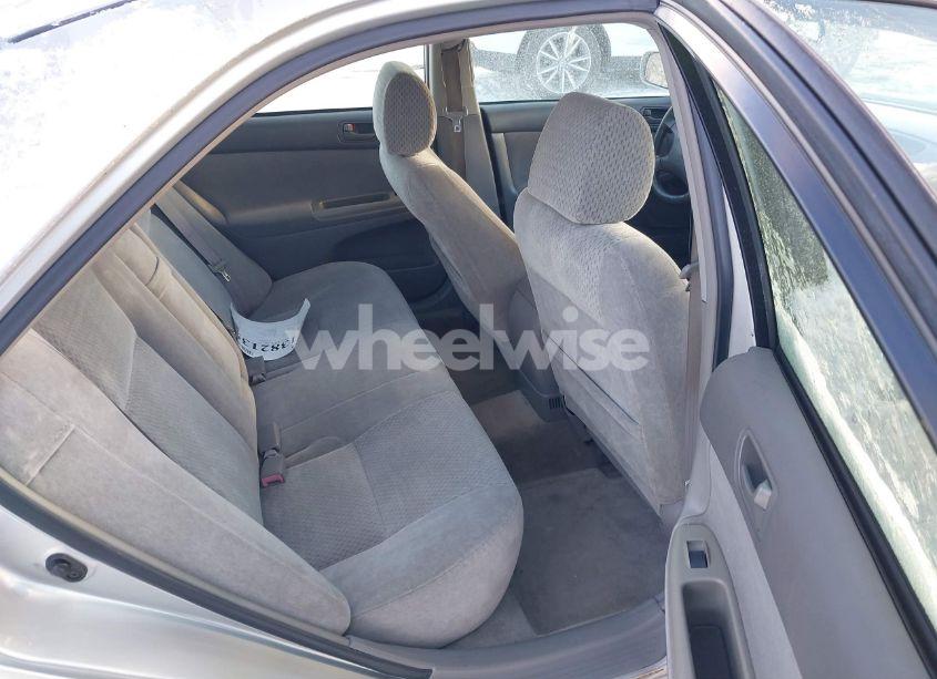 Photo 8 of 2003 Toyota Camry LE (VIN 4T1BE32K73U140341)
