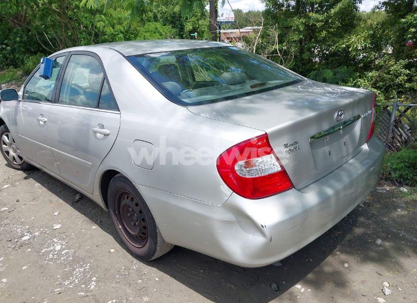 Photo 3 of 2003 Toyota Camry LE (VIN 4T1BE32K73U157902)