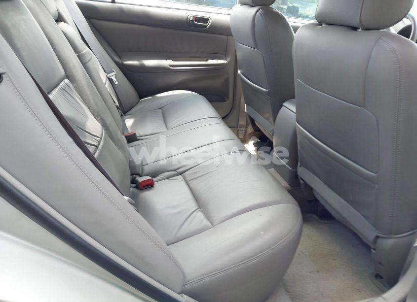 Photo 8 of 2003 Toyota Camry LE (VIN 4T1BE32K73U157902)